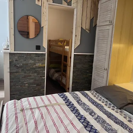 Appartement 4 Pers. à Avec Parking - Fr-1-812-113 *